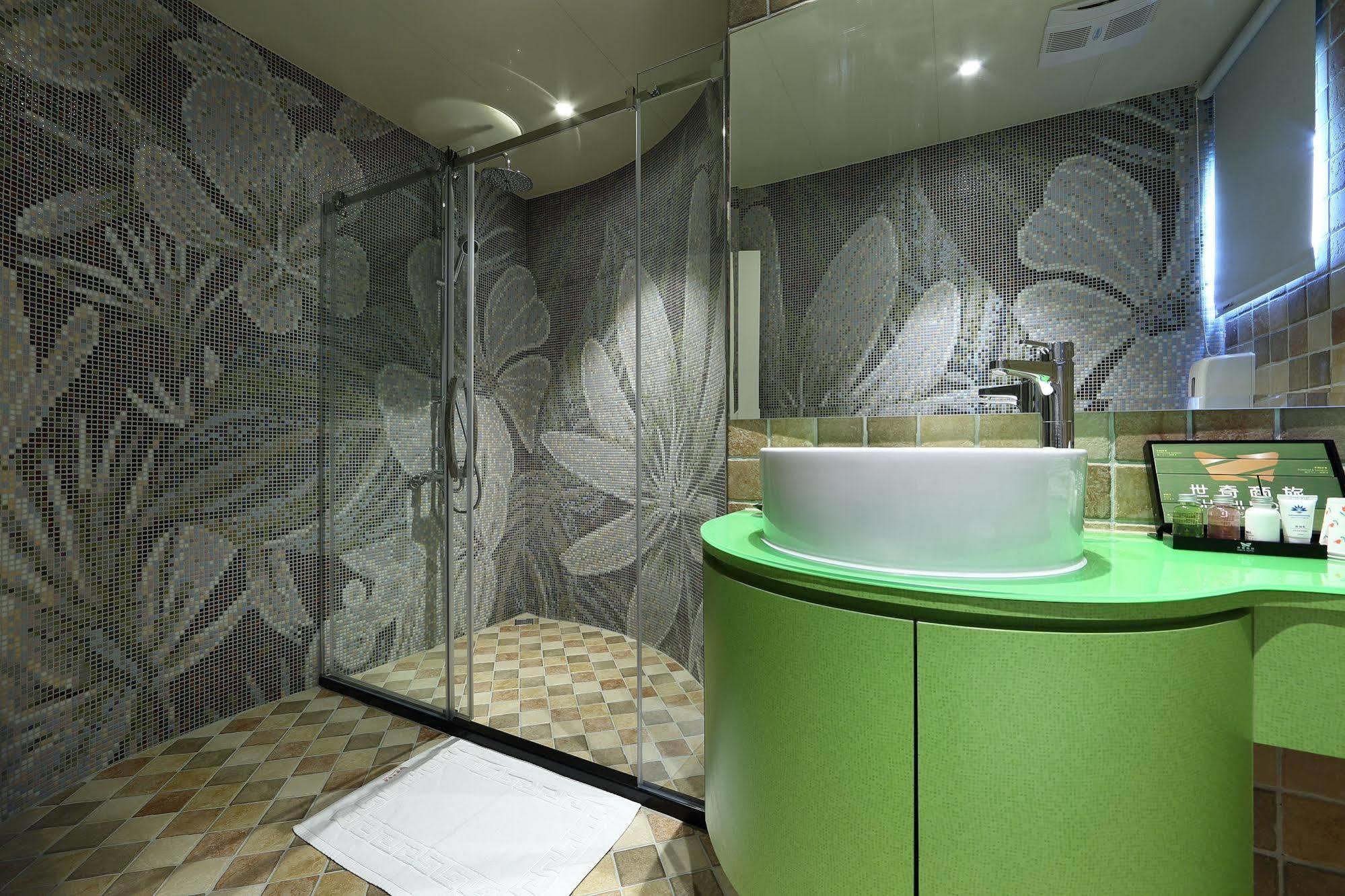 Shichi Hotel Kaohsiung Exterior photo
